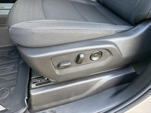 2026 GMC Sierra 1500 Double Cab, Standard Bed, Pro, 4WD