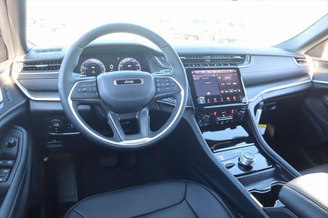 2025 Jeep Grand Cherokee GRAND CHEROKEE LIMITED 4X4 2025 Jeep Grand Cherokee GRAND CHEROKEE LIMITED 4X4