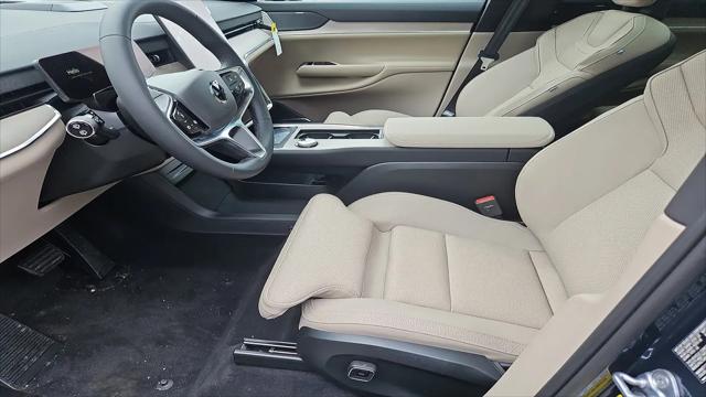 2025 Volvo X 90 Plus, Twin Motor, Fully electric, 7 Seats