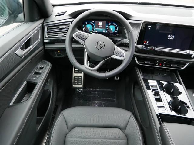 2026 Volkswagen Atlas Cross Sport SEL R-Line Black