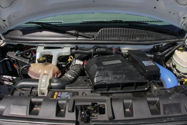 2014 Chevrolet Express Cutaway 4500 Diesel