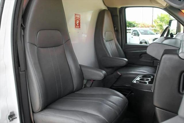 2014 Chevrolet Express Cutaway 4500 Diesel