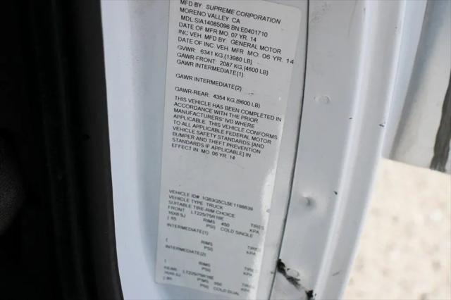 2014 Chevrolet Express Cutaway 4500 Diesel