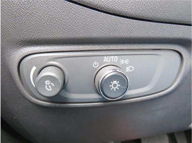 2022 Chevrolet Equinox FWD LS