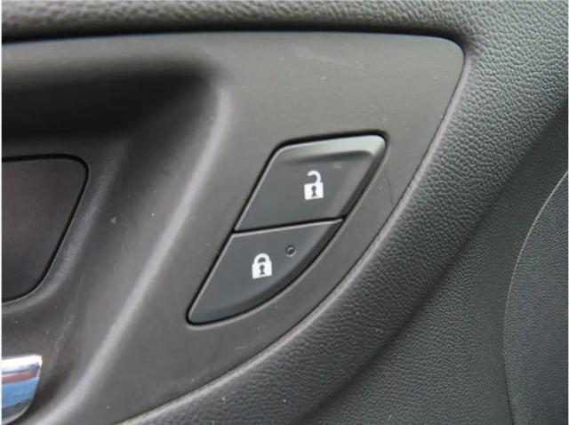 2022 Chevrolet Equinox FWD LS