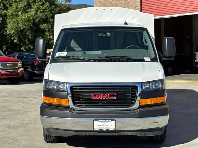 2025 GMC Savana Cutaway Work Van