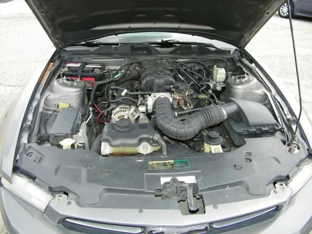 2010 Ford Mustang V6 Premium