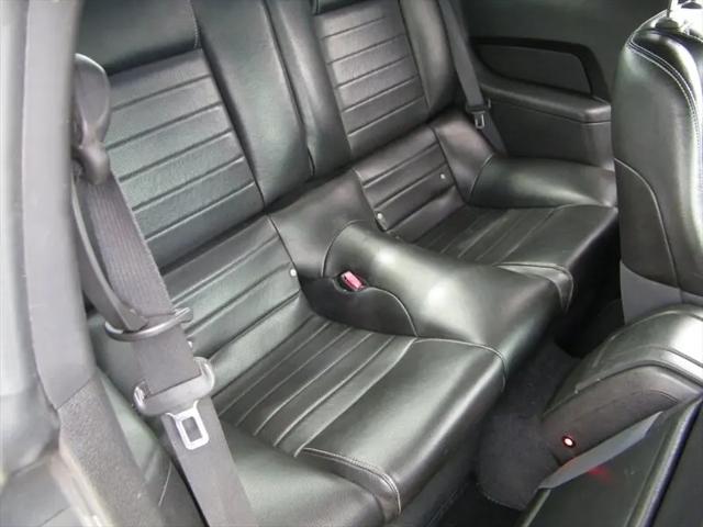 2010 Ford Mustang V6 Premium