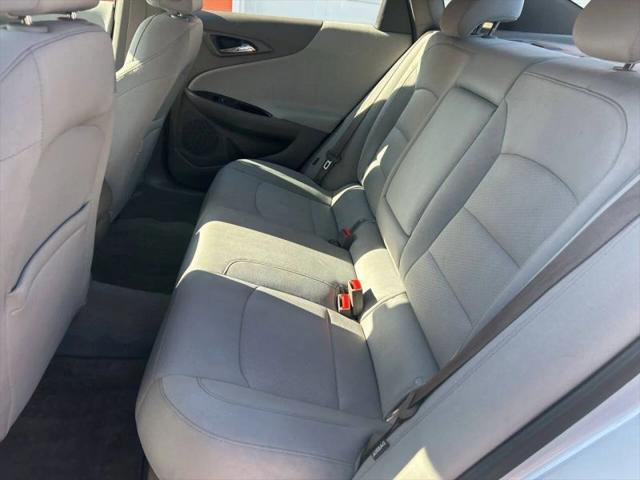 2017 Chevrolet Malibu 1FL