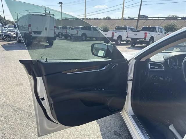 2014 Maserati Ghibli Base