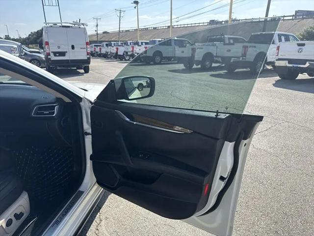 2014 Maserati Ghibli Base
