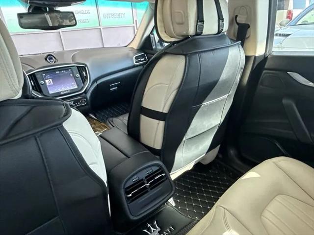 2014 Maserati Ghibli Base