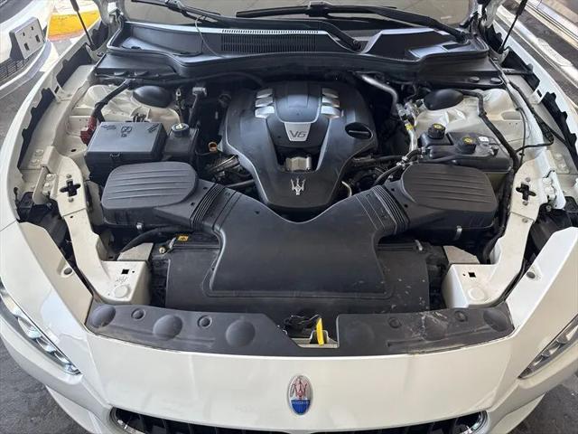 2014 Maserati Ghibli Base