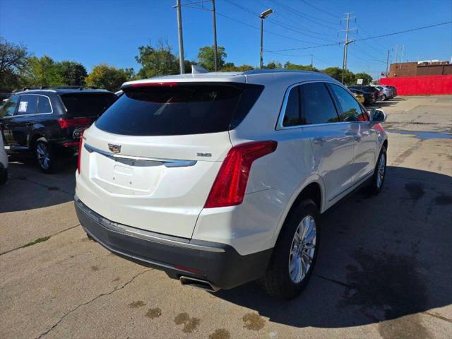 2017 Cadillac XT5 Standard