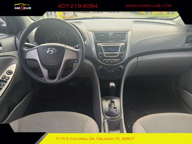 2017 Hyundai Accent SE