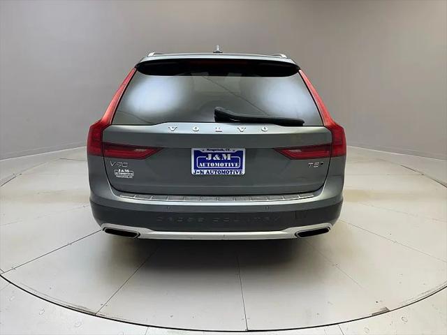 2019 Volvo V90 Cross Country T5