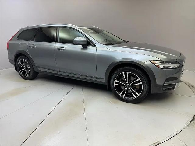 2019 Volvo V90 Cross Country T5