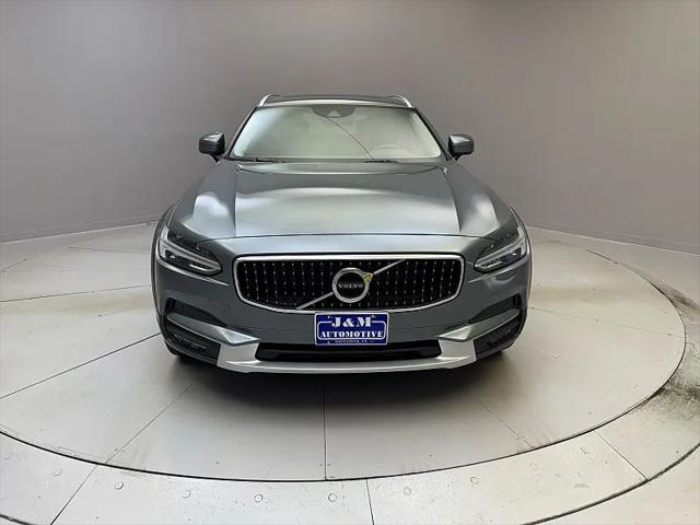 2019 Volvo V90 Cross Country T5