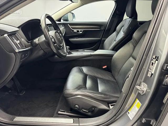 2019 Volvo V90 Cross Country T5