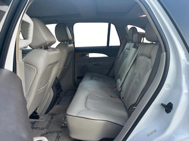 2015 Lincoln MKX Base