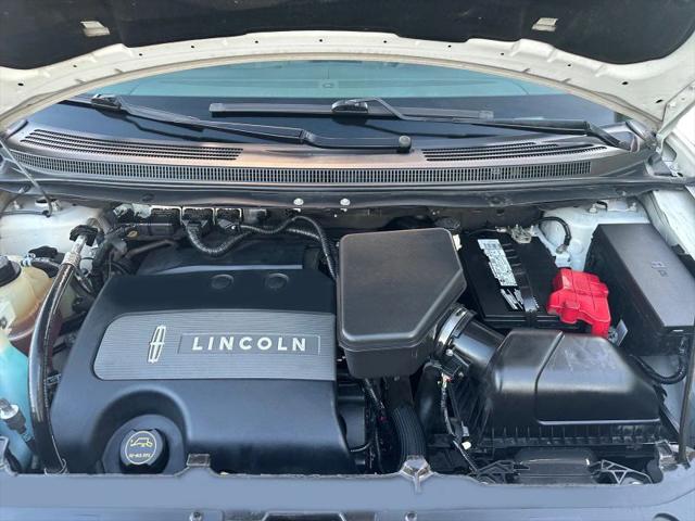 2015 Lincoln MKX Base