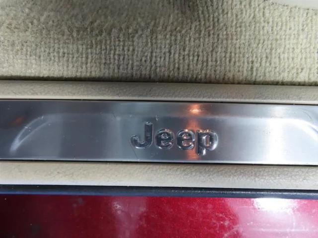 2020 Jeep Grand Cherokee Overland 4X2