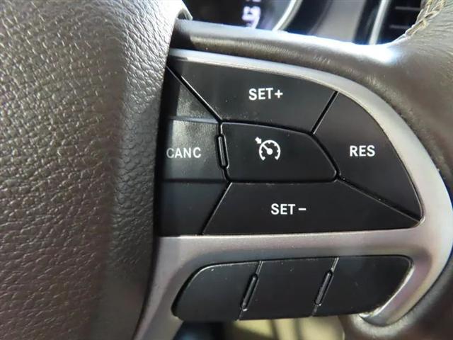 2020 Jeep Grand Cherokee Overland 4X2