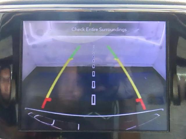 2020 Jeep Grand Cherokee Overland 4X2