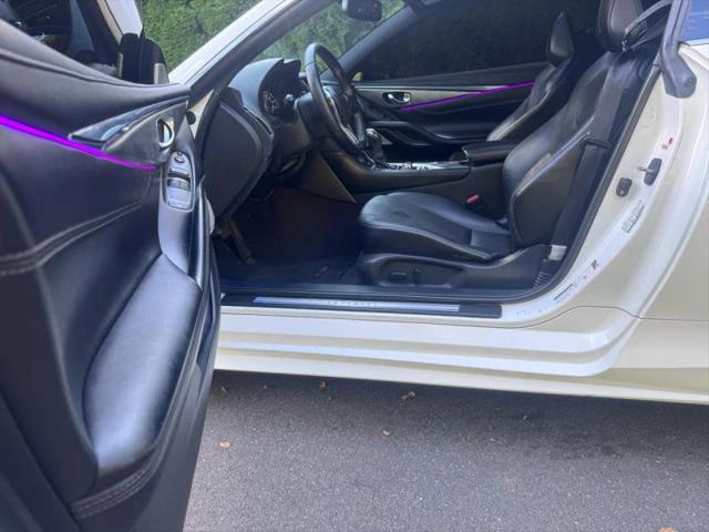 2020 INFINITI Q60 LUXE AWD