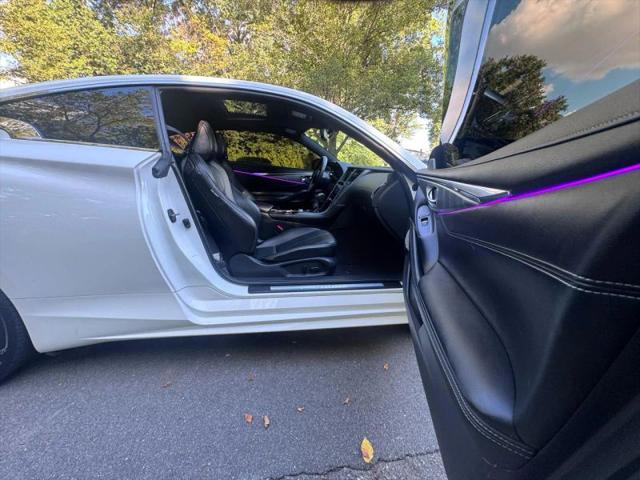 2020 INFINITI Q60 LUXE AWD