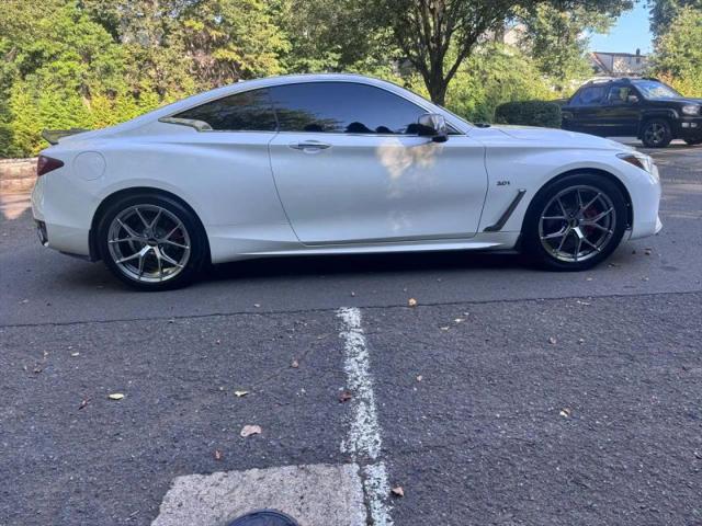 2020 INFINITI Q60 LUXE AWD