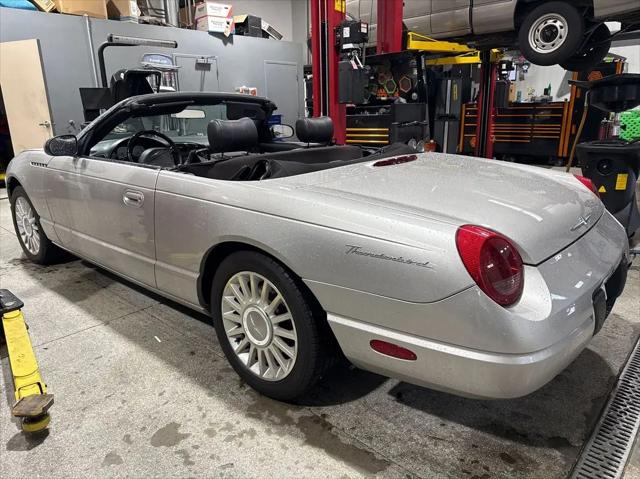 2004 Ford Thunderbird Premium