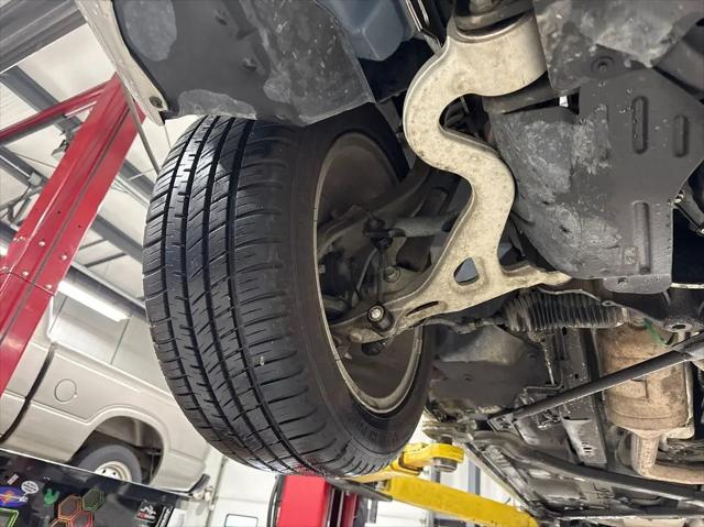 2004 Ford Thunderbird Premium