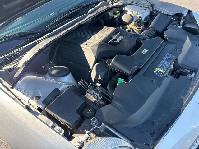 2004 Ford Thunderbird Premium