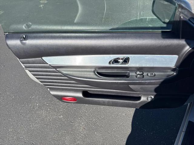 2004 Ford Thunderbird Premium