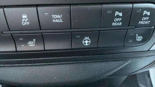 2018 Ram 1500 Big Horn Quad Cab 4x4 6'4" Box