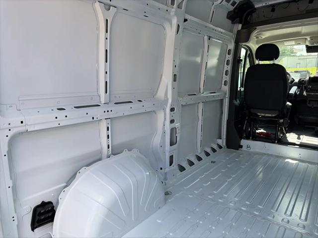 2026 Ram ProMaster Cargo Van Tradesman High Roof 136" WB w/Pass Seat