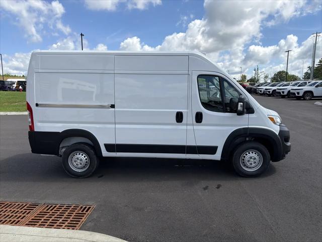 2026 Ram ProMaster Cargo Van Tradesman High Roof 136 WB w/Pass Seat