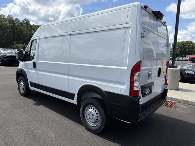 2026 Ram ProMaster Cargo Van Tradesman High Roof 136 WB w/Pass Seat