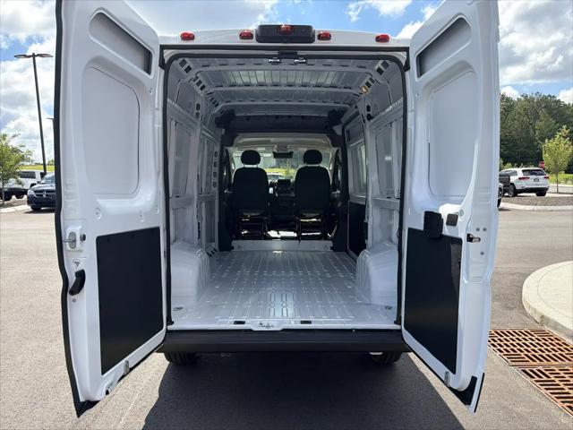 2026 Ram ProMaster Cargo Van Tradesman High Roof 136 WB w/Pass Seat