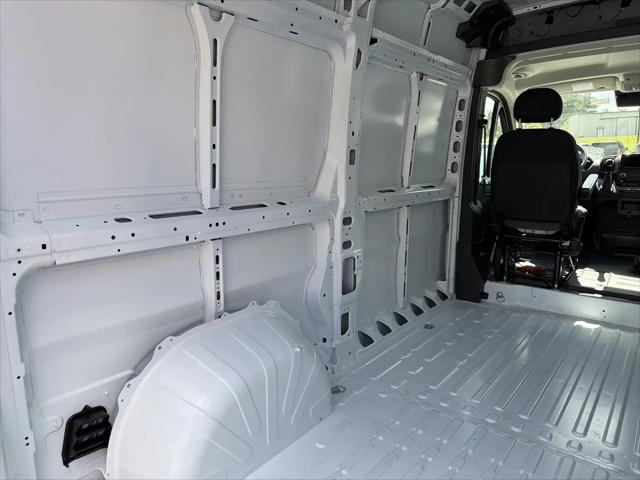 2026 Ram ProMaster Cargo Van Tradesman High Roof 136 WB w/Pass Seat
