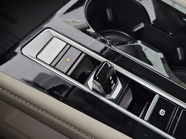 2026 Volkswagen Atlas SEL Premium R-Line