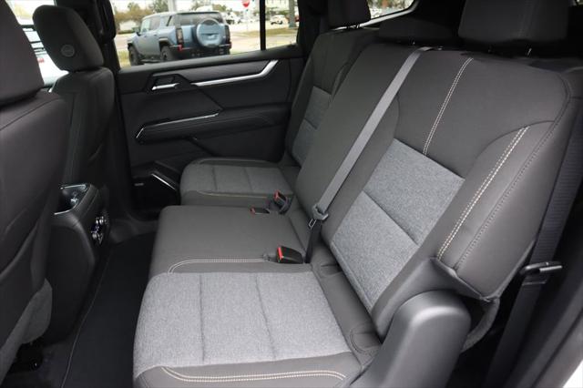 2026 GMC Acadia Elevation FWD