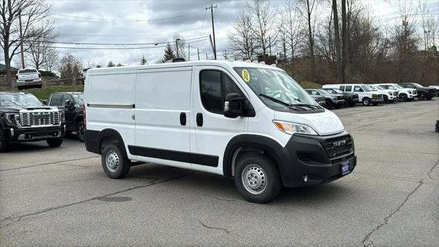 2025 Ram ProMaster 2500 Cargo Van Tradesman Low Roof 136" WB w/Pass Seat