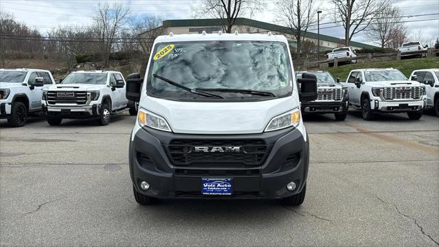 2025 Ram ProMaster 2500 Cargo Van Tradesman Low Roof 136" WB w/Pass Seat