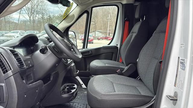 2025 Ram ProMaster 2500 Cargo Van Tradesman Low Roof 136" WB w/Pass Seat