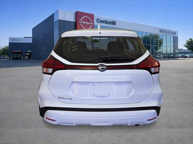2025 Nissan Kicks S