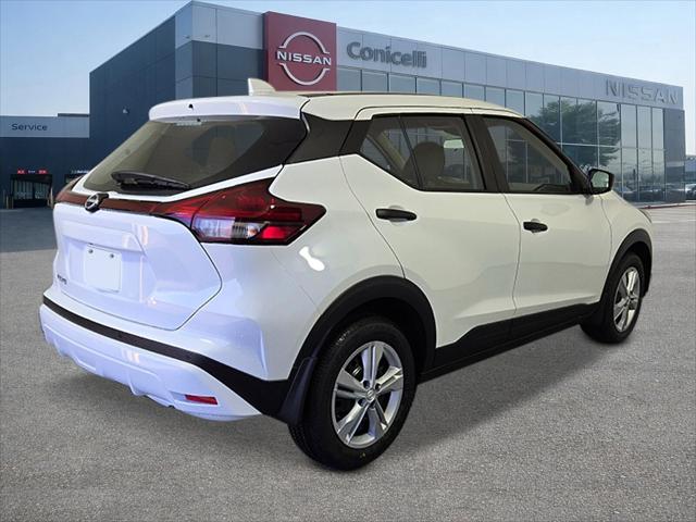 2025 Nissan Kicks S