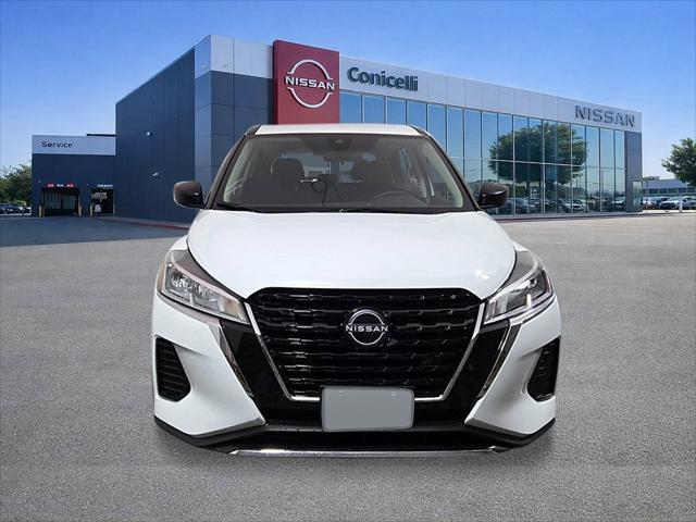 2025 Nissan Kicks S