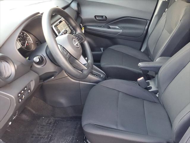 2025 Nissan Kicks S